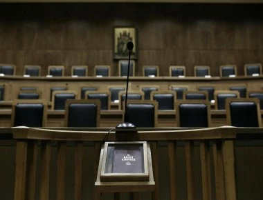 Φυλάκιση 1 έτους και πρόστιμο 5.000 ευρώ σε 83χρονο που κλώτσησε σκύλο στην Καλαμάτα